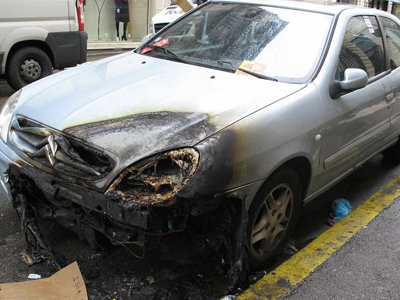 Στις φλόγες αυτοκίνητο στο Ηράκλειο Κρήτης