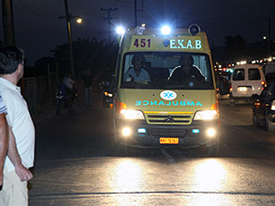 Τροχαίο ατύχημα με σοβαρά τραυματία στην Καλλιθέα