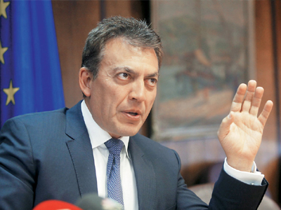 Αρχίζουν οι αιτήσεις για 30.000 θέσεις εργασίας με στόχο την απόκτηση εμπειρίας