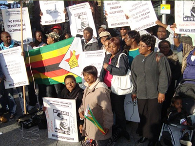 Ζιμπάμπουε: Η απέλαση προκάλεσε αντιδράσεις