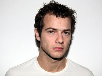 Ποια η σχέση του με το χρήμα;