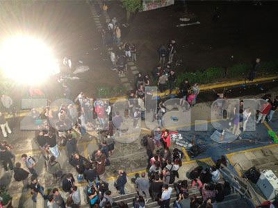 Εκκένωση του κτηρίου και ομάδες περιφρούρησης στο Ραδιομέγαρο