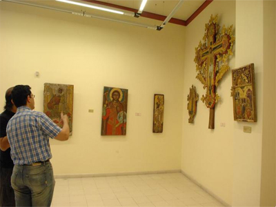 Ενθουσιασμένος ο Πάπας από την ξενάγησή του στο Βυζαντινό Μουσείο