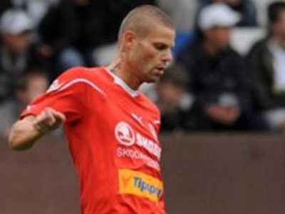 Διετής «καμπάνα» για τον Μπίστρον