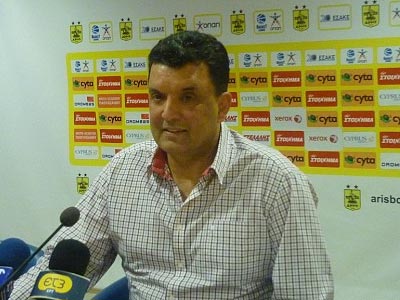 Αγγέλου: «Να μη μας παρασύρει αυτή η νίκη»