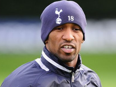 Ρέντναπ: «Δεν πωλείται ο Ντεφόε»