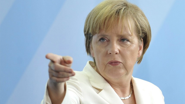 «Προεκλογική» επίθεση Mέρκελ στο δήμαρχο του Βερολίνου