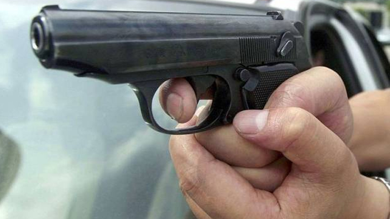 Έδεσαν και λήστεψαν 54χρονη στο Λουτράκι