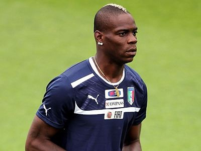 Iταλία: Μέσα και ο Μπαλοτέλι