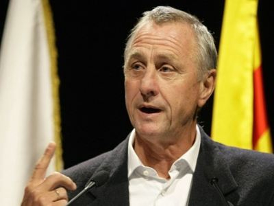 Κρόιφ: «Στον Τσάβι η “Χρυσή Μπάλα”»