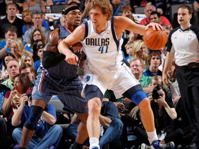 Οι Μπόμπκατς λύγισαν και πάλι κόντρα στους Μάβερικς