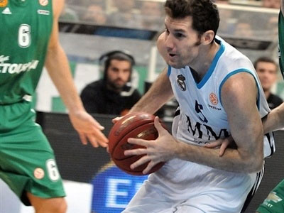 «Χαρά να παίζω με τέτοιους συμπαίκτες»