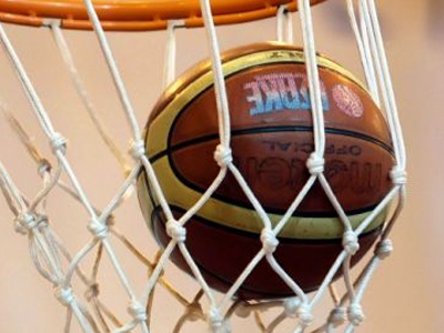 Μπάσκετ: Οι διαιτητές στο Παναθηναϊκός-Εσπερίδες