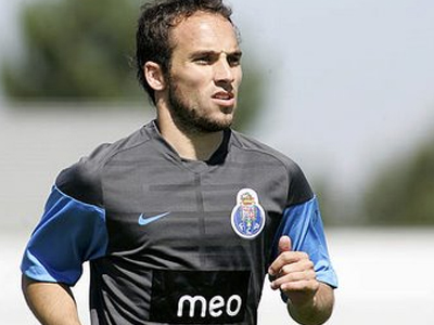 Γίνεται Γενοβέζος ο Μπελούτσι