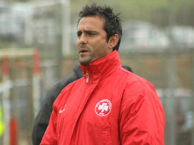 Πλατανιάς: «Σνομπ, θρασύς και ασεβής ο Καβακάς»