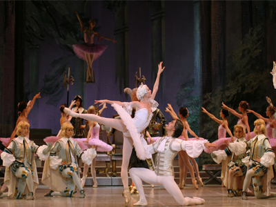 «H Ωραία Κοιμωμένη» στο Θέατρο Badminton