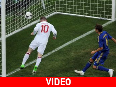 Πρόκριση και πρωτιά για την Αγγλία