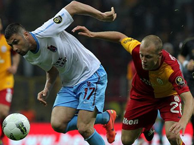 Πάει να χάσει τον τίτλο μέσα από τα χέρια της η Γαλατά