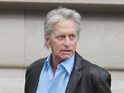 Δύσκολες στιγμές για τον Michael Douglas