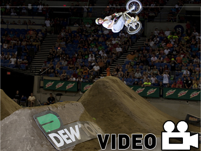 Ο Banasiewicz βάζει φωτιά στο BMX