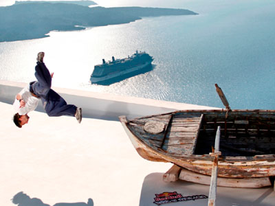 Το Red Bull Art of Motion επιστρέφει στη Σαντορίνη!