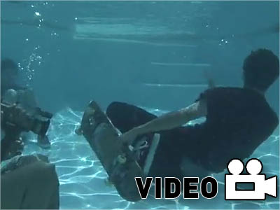 Skateboard μέσα στο νερό…