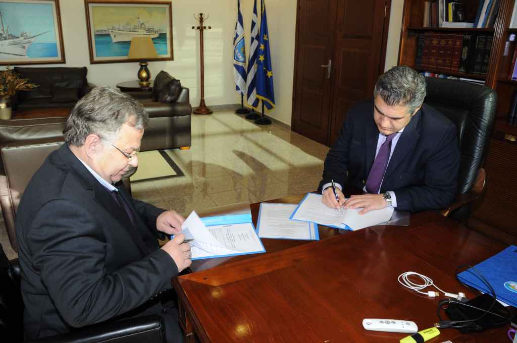 Μνημόνιο συνεργασίας μεταξύ ΥΕΝ και «Χαμόγελο του Παιδιού»