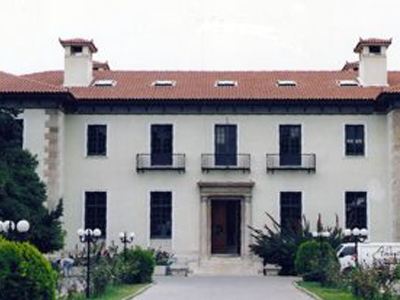 Αναβολή των εκλογών σε Χαροκόπειο-ΤΕΙ Πειραιά