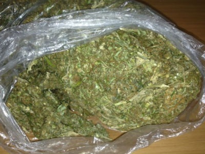 Έκρυψαν 50 κιλά χασίς στην παραλία!