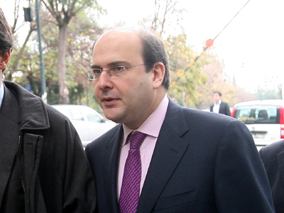 Κριτική Χατζηδάκη για τις 100 μέρες