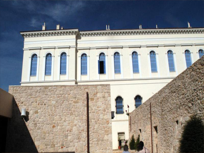 Έναρξη εργασιών αποκατάστασης Χατζηκυριάκειου  Ορφανοτροφείου Πειραιά