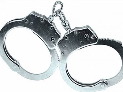 Το γιόρτασε με κλεμμένα ποτά Το γιόρτασε με κλεμμένα ποτά