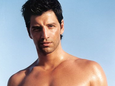 «Τα ρούχα σου φτιάχνουν τη διάθεση»