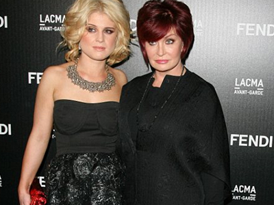 Τα έχασε η κόρη, τα πήρε η μαμά!