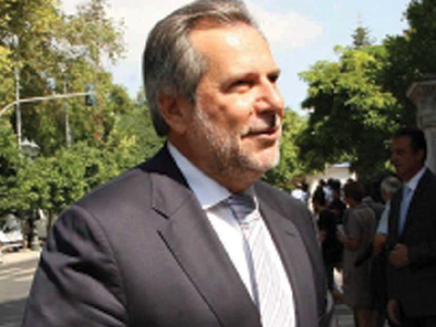 «Πόρτα-Πόρτα» στο σπίτι του Χ.Παπουτσή