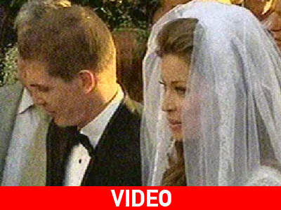 Λαμπερός ο γάμος της Μαριέττας Χρουσαλά