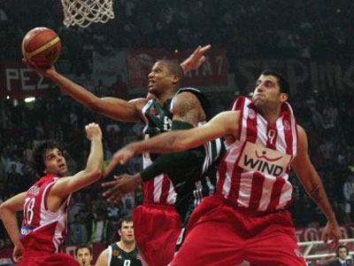 Ολυμπιακός: Παίζει με ΠΑΟΚ ο Μπουρούσης