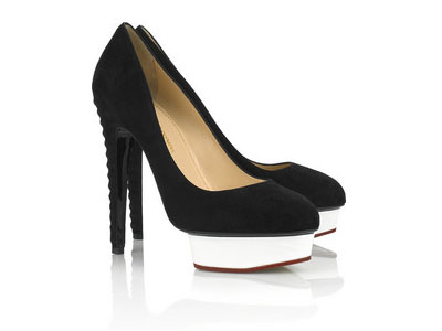 Μαύρες σουέντ με λευκό πάτο από την Charlotte Olympia