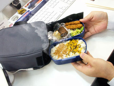 Το ταπεράκι και…. στο γραφείο!!!