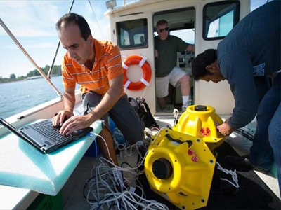 Υποβρύχιο Wi-Fi για θαλάσσιο Ίντερνετ