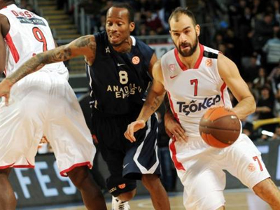 «Διπλό» πρόκρισης για τον Ολυμπιακό, 67-65 την Εφές