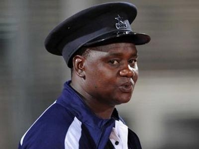 Προπονητής σκοτώθηκε σε… μετωπική με γάιδαρο Προπονητής σκοτώθηκε σε… μετωπική με γάιδαρο