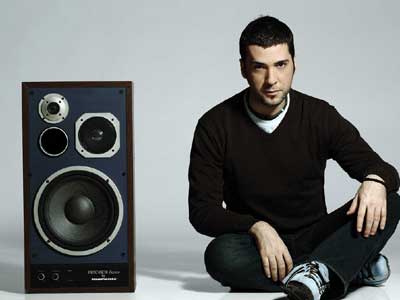 Αναβάλλονται οι συναυλίες του Ζέλικο Γιοκσίμοβιτς