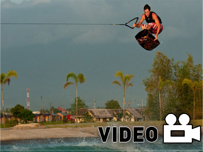 Wake με τον Adam