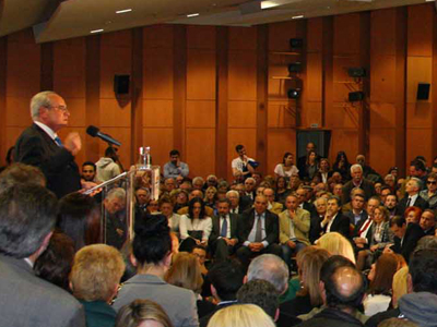 «Αντίπαλός μας μόνο τα προβλήματα της πόλης»