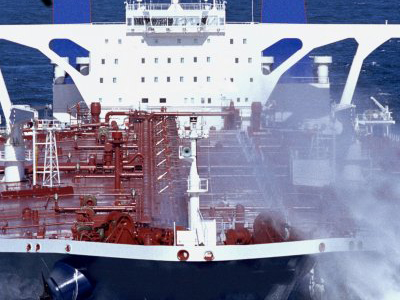 Γερό «μπάσιμο» Αγγελόπουλου