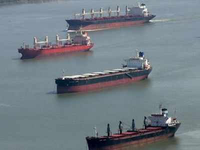 Η ναυτιλία στηρίζει την οικονομία