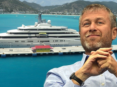 Το υπερσκάφος του Ρομάν στο Αιγαίο. Το υπερσκάφος του Ρομάν στο Αιγαίο.