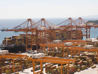 «Μεγαλώνει» το λιμάνι!