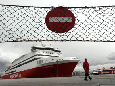 «Δένει» τα πλοία η ΠΝΟ «Δένει» τα πλοία η ΠΝΟ